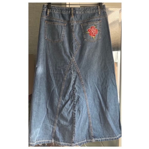 EMBROIDERED BEADED LONG DENIM FLOWING SKIRT - Picture 8 of 16